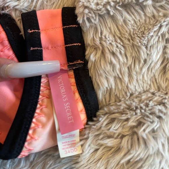 Victoria Secret Bikini top - Picture 2 of 2